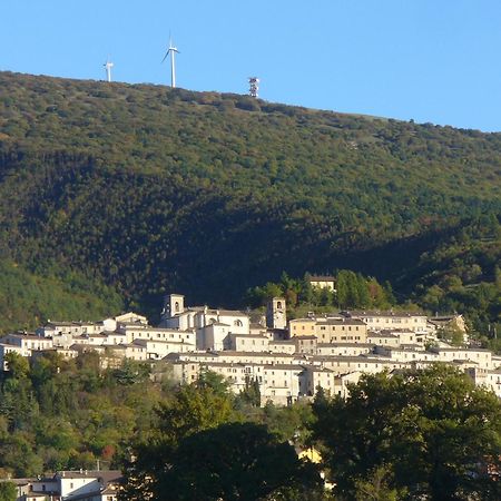 Вилла Il Risveglio Dei Sensi Fossato di Vico Экстерьер фото